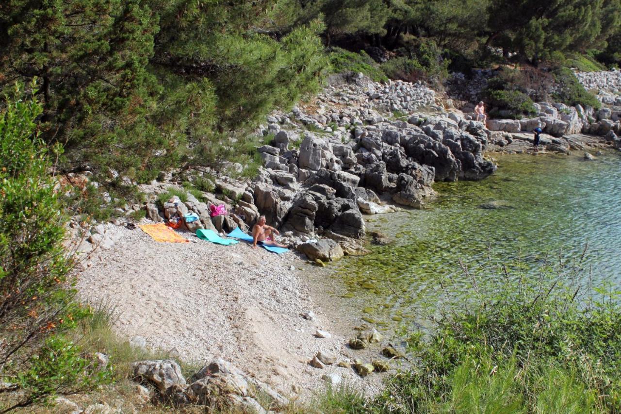Apartments With A Parking Space Mali Lošinj Εξωτερικό φωτογραφία