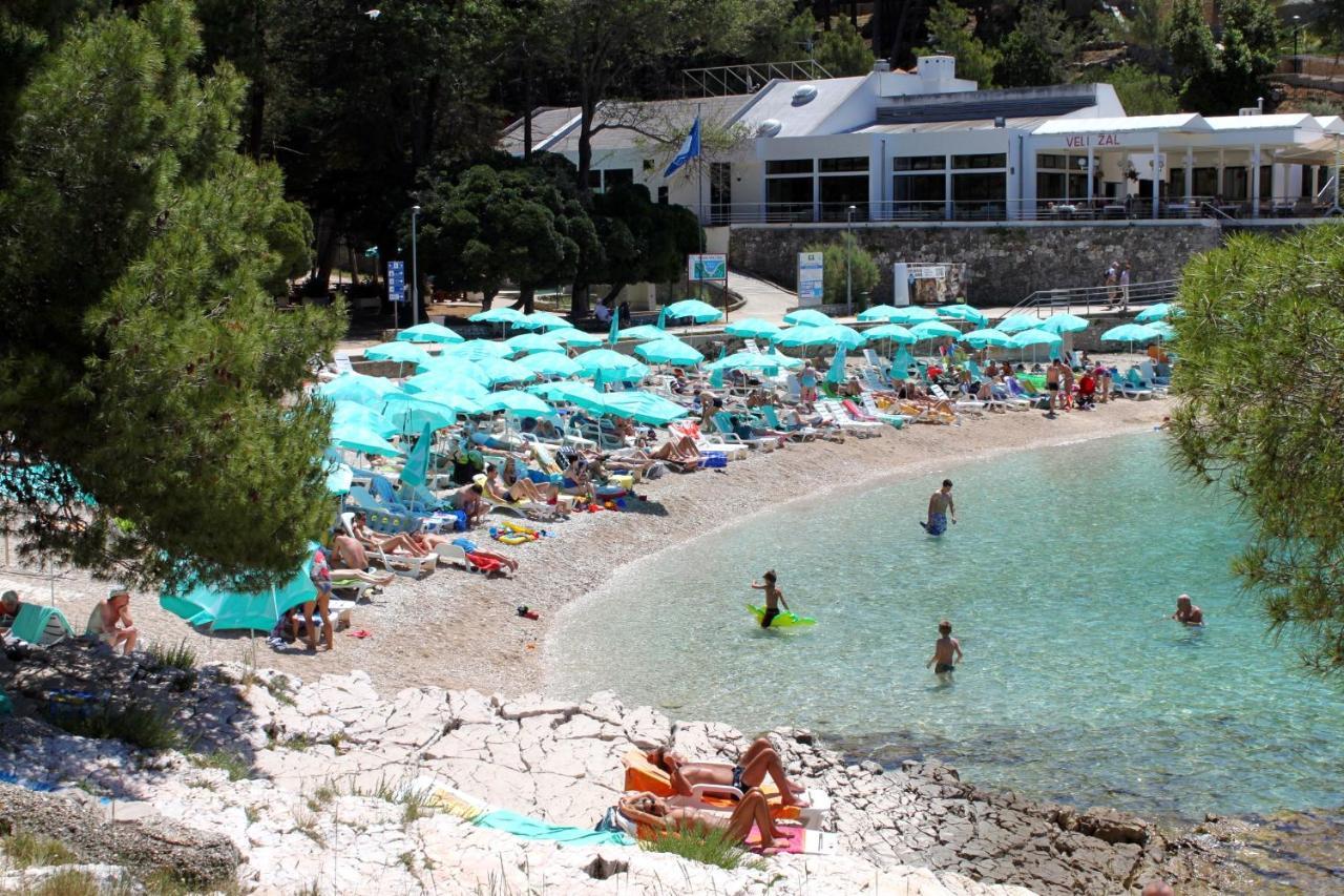 Apartments With A Parking Space Mali Lošinj Εξωτερικό φωτογραφία